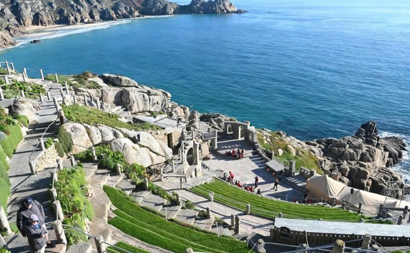 England & Scotland Panoramic Tour丨London+Oxford+Windermere+Loch Ness+Edinburgh+York+Cambridge+Brighton+Bath+Porthcurno+Bournemouth 13 Days and 12 Nights Tour