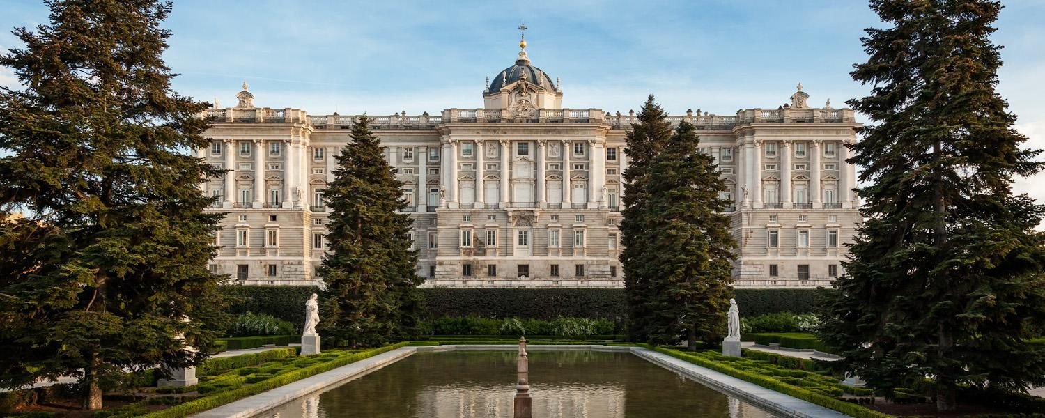 Spain Only | 4-7 People Private Small Group | 7-Day Tour to Madrid + Segovia + Granada + Seville + Barcelona