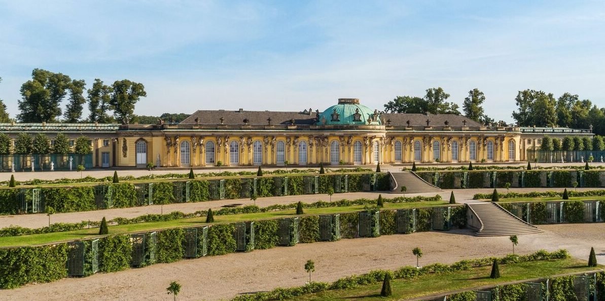   Small Group Tour (No more than 6 people) | Frankfurt Round Trip: 5-Day Deep Dive into Germany - A Journey Through the Glory and Romance of Prussia