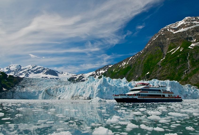 “Midnight Sun”2026 Alaska Summer Season | Naval Port Town (Whittier) & Glacier Cruise Day Tour