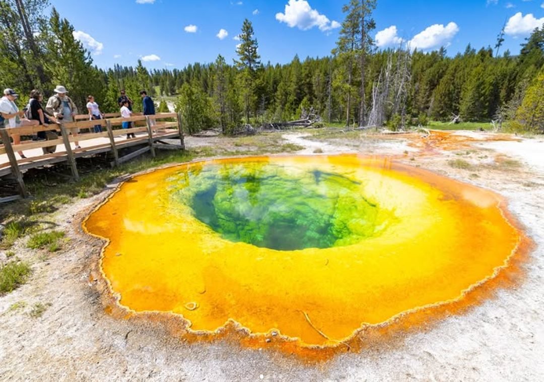 Juicy Premium || Small Group of No More Than 13 Guests | Los Angeles+ Las Vegas+ Bryce Canyon National Park+ Yellowstone National Park+ Grand Teton National Park+ Zion National Park 7-day Tour