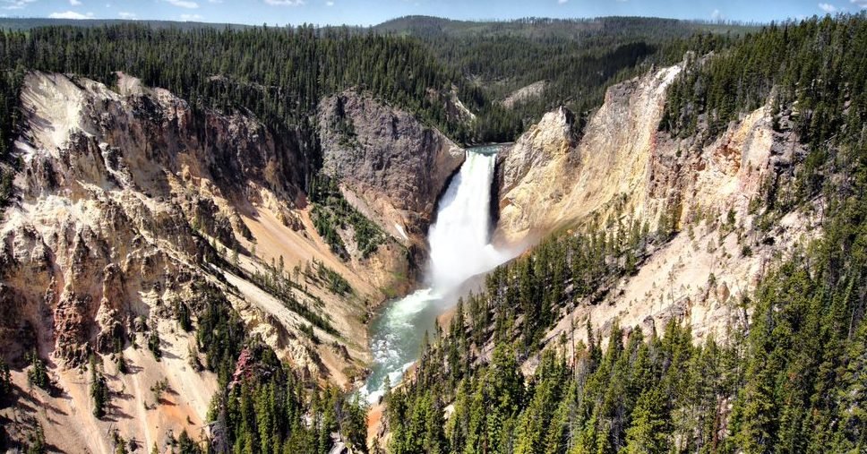 Grand Teton National Park + Yellowstone National Park + Salt Lake City + Las Vegas 5-Day Tour
