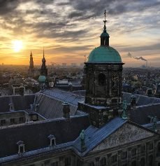 Private Tour of 7 People | 10 Days and 9 Nights Tour of Amsterdam, Brussels, Paris, Interlaken, Luzern, Milan, Venice, Florence, the Vatican, and Rome