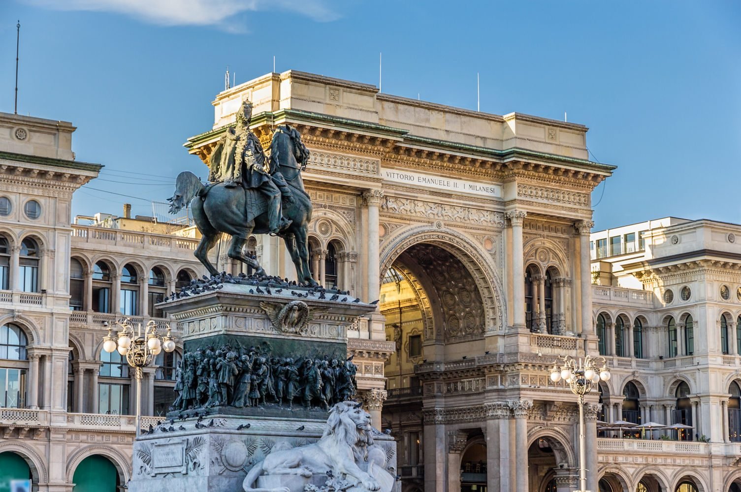 [Eternal Green Line] Italian Art & French Romantic Classic | Paris + Lucerne + Milan + Venice + Rome + Florence + Pisa + Nice 9 Days 8 Nights Tour