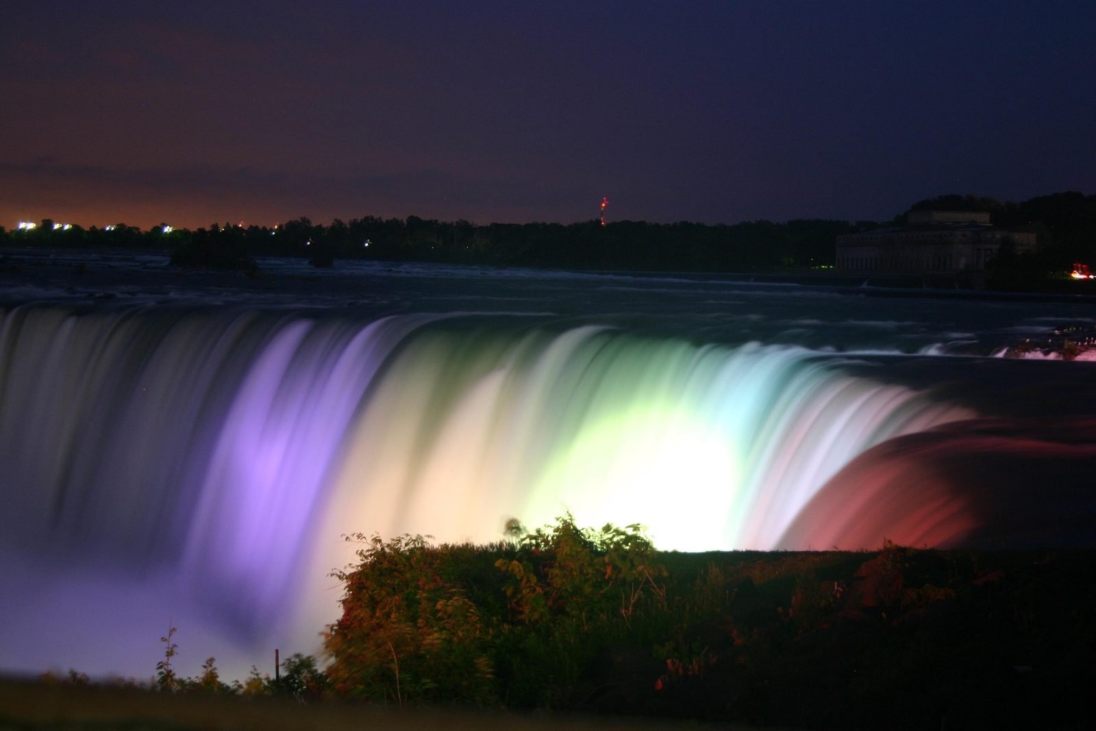 Easy East Coast Intercity Connections | New York - Niagara Falls