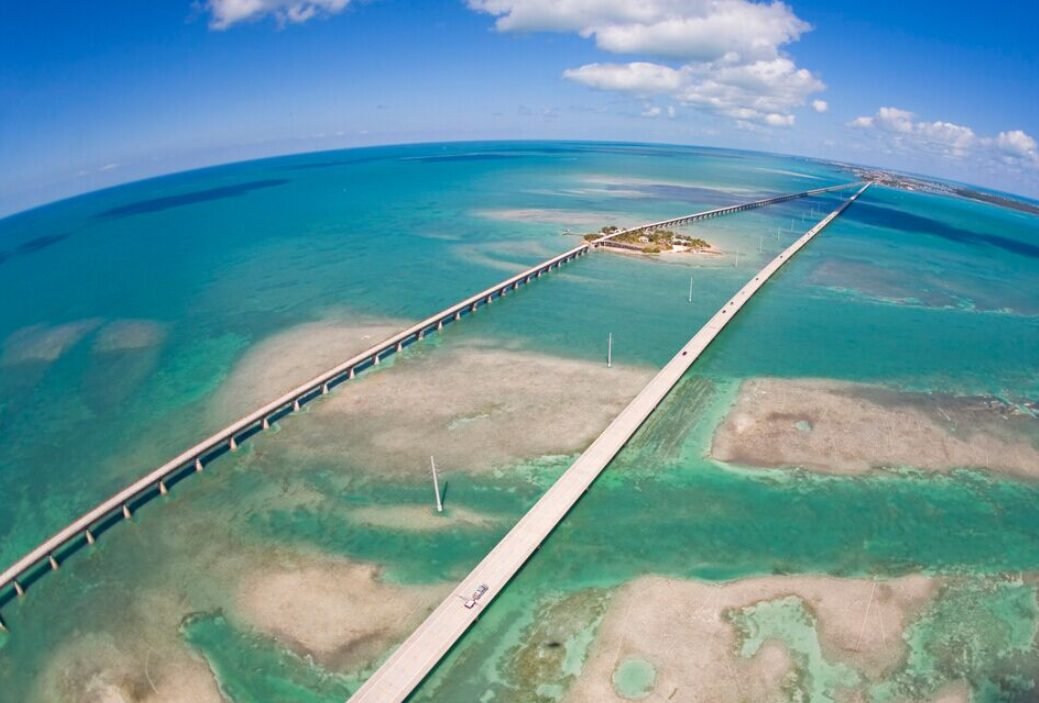 Small Group of No More Than 14 Guests | Miami + Key West +  Everglades National Park+Heatwave Beach Exploration 4-Day Tour