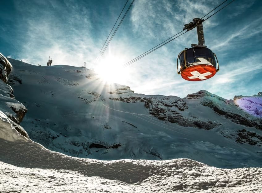Private Tour of 7 People | 6 Days and 5 Nights Tour of Switzerland Zurich, St. Gallen, Liechtenstein, Luzern, and Interlaken