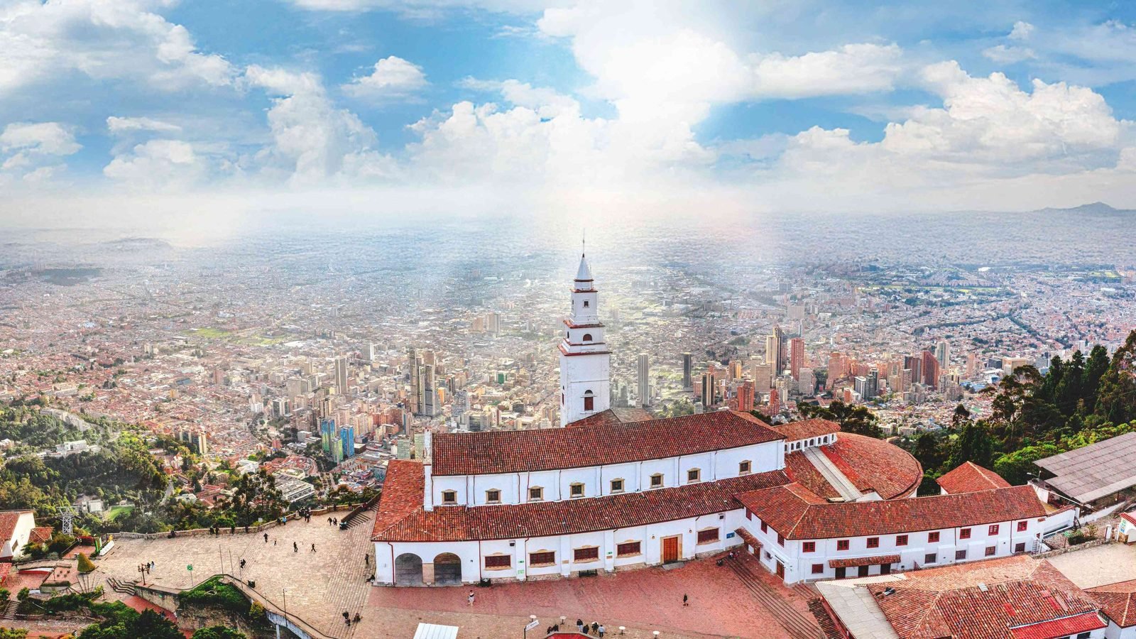 7-Day Tour of Colombia Bogotá, Medellin, Cartagena, and Majagua Island