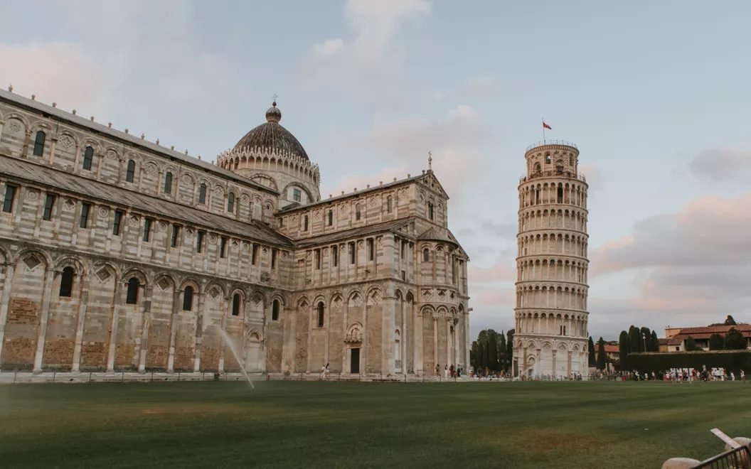 [Eternal Green Line] 7 Days 6 Nights Italian Art & French Romantic Classic Tour 