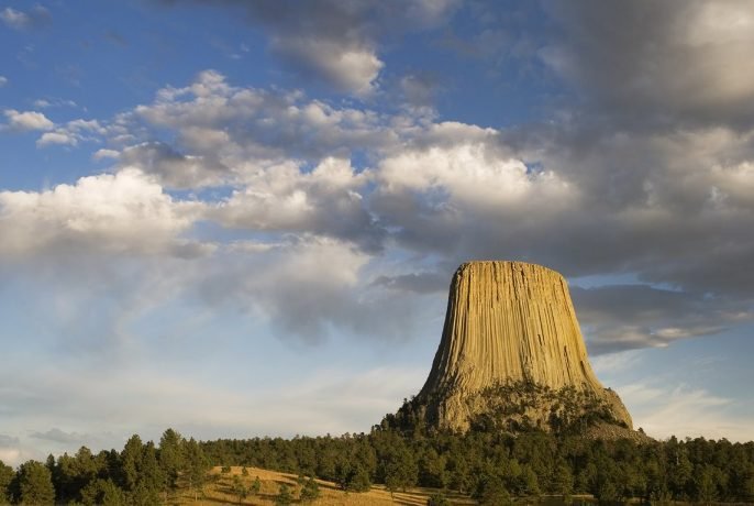 Los Angeles+ San Francisco+ Las Vegas+ Lower Antelope Canyon+ Grand Teton National Park+ Yellowstone National Park+ Mount Rushmore+ Crazy Horse+ Salt Lake City 12-day Tour