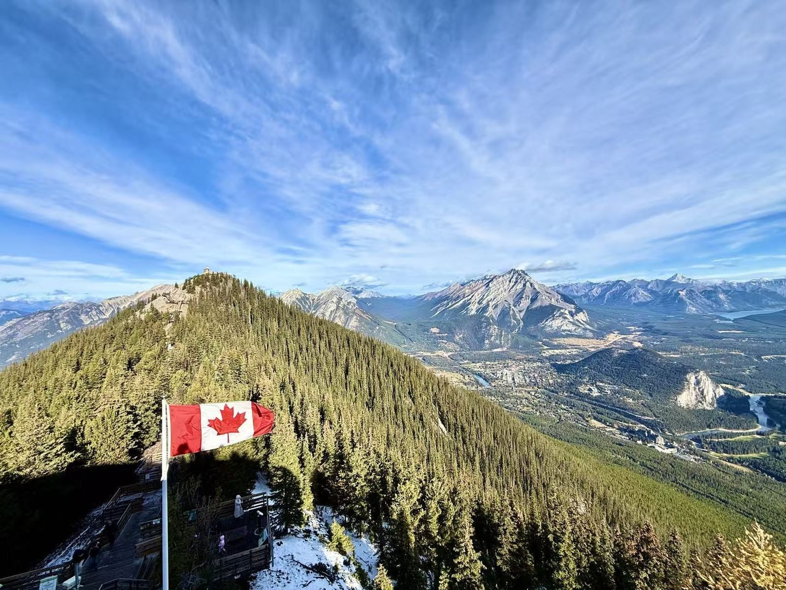 Vancouver + Kamloops + Jasper National Park + Columbia Glacier + Banff Town in the Rocky Mountains + Vancouver Free Travel 7-Day Tour (Package)