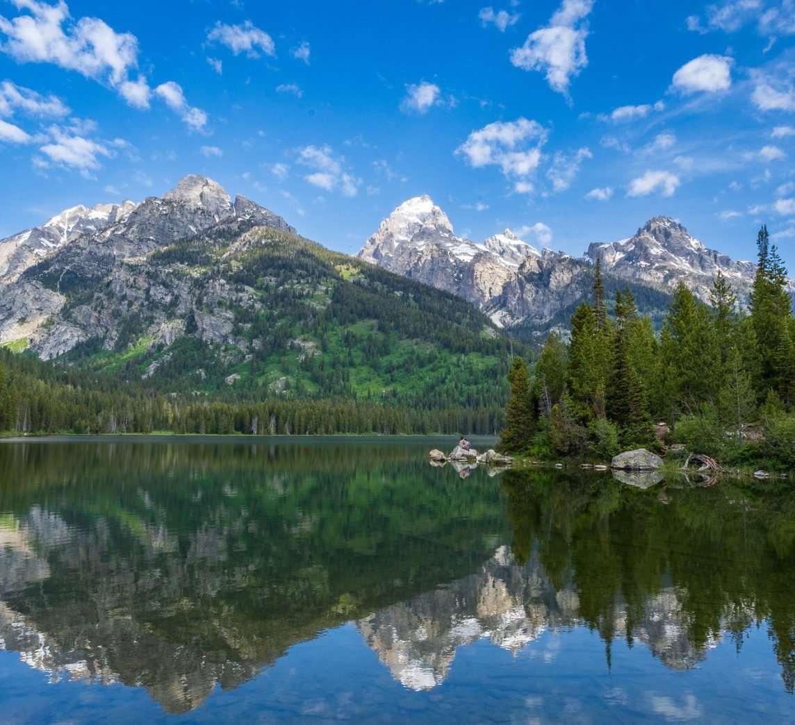 Grand Teton National Park + Yellowstone National Park + Salt Lake City 3-Day Tour