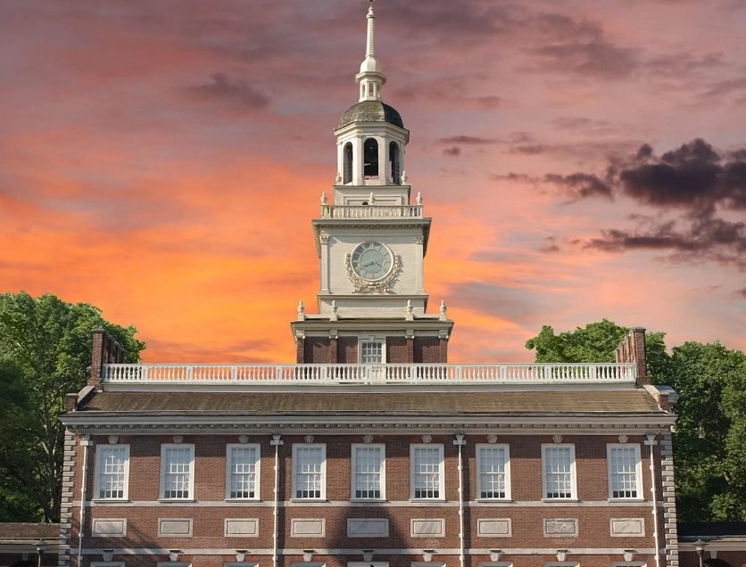 Small Group No More Than 13 Guests | 2 Day Tour of Philadelphia and New York in USA 