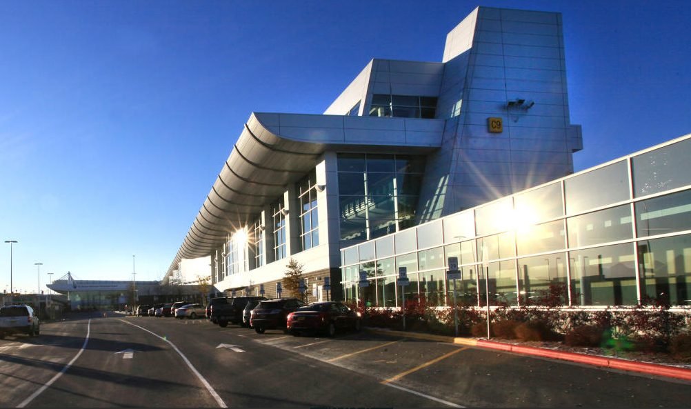“Midnight Sun” 2026 Alaska Summer Season | Cruise Port Drop-off