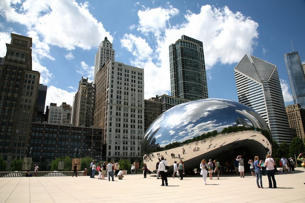6 Day Tour Through Chicago, Indianapolis, Great Smoky Mountains,  Gatlinburg, Chattanooga, and Mammoth Cave National Park
