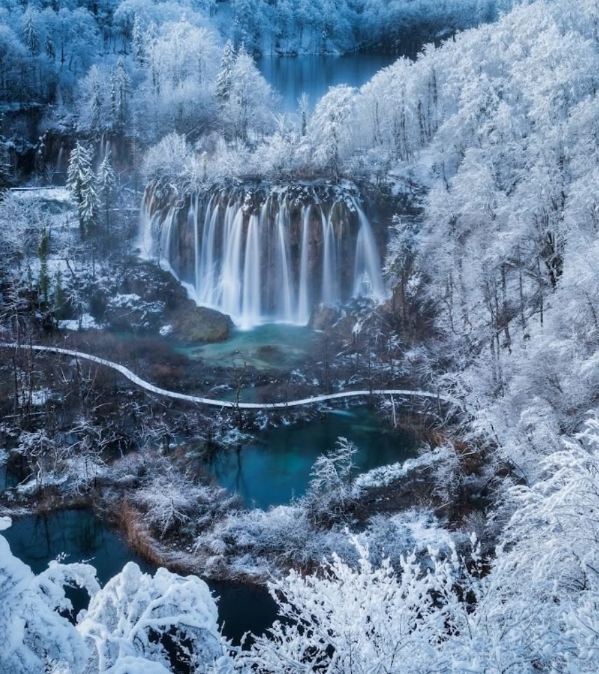 [Moving Brown Route] Eastern Europe Tour | Budapest + Zagreb + Zadar + Dubrovnik + Sarajevo + Belgrade 9 Days 8 Nights Tour