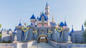 1 Day Tour of Disneyland Park OR Disney’s California Adventure Park (Departs on Monday, Wednesday and Friday)